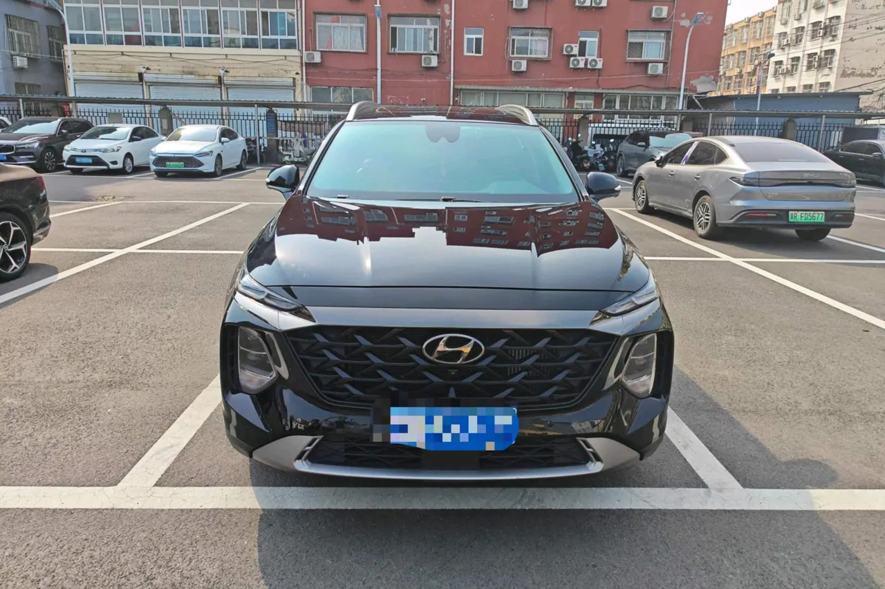 Hyundai 2023 Shengda Traveler 2.0TGDi 380TGDi LUX Four-wheel Drive Premium Edition (HTRAC) Automatic Gear 2