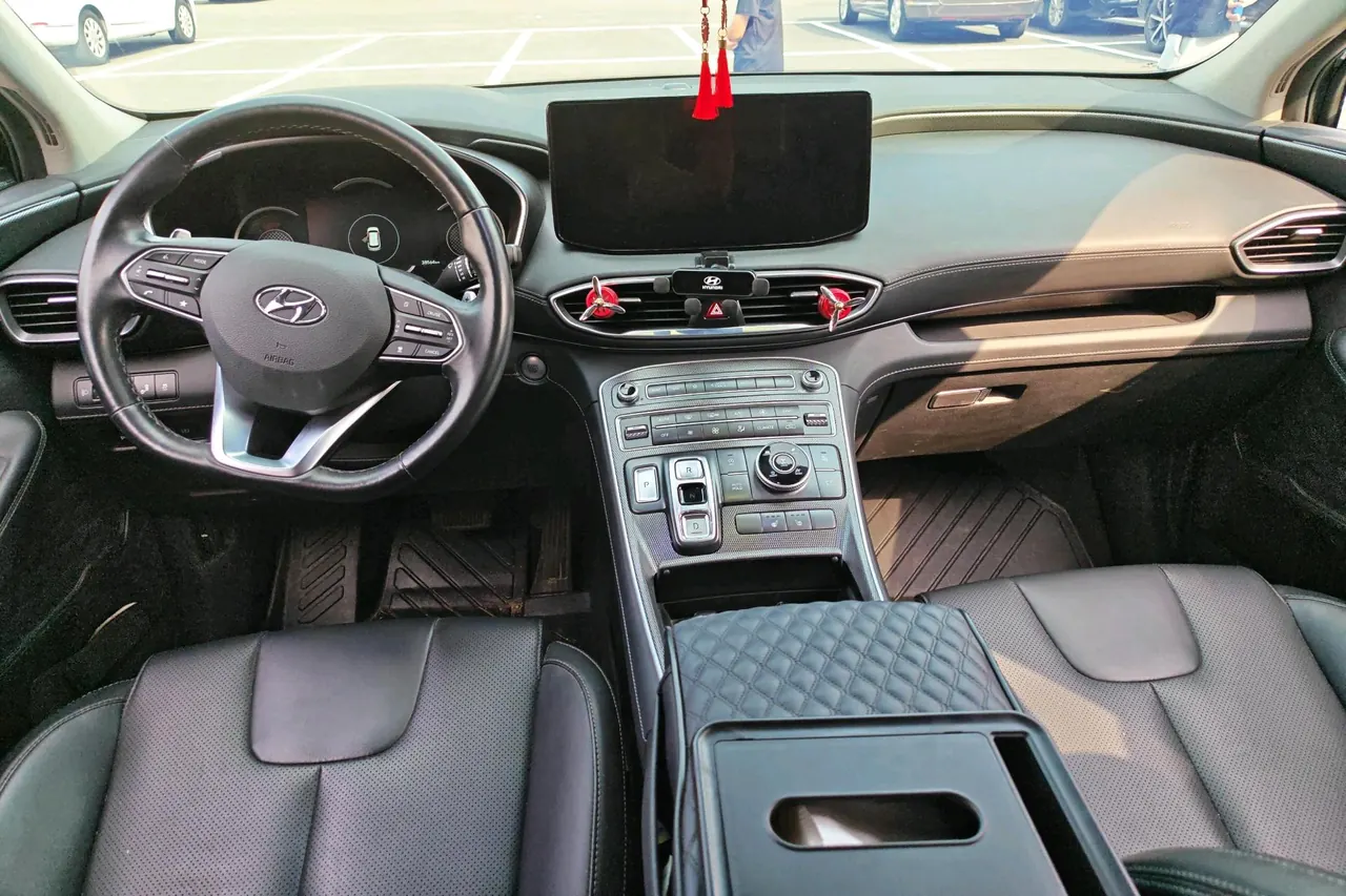 Hyundai 2023 Shengda Traveler 2.0TGDi 380TGDi LUX Four-wheel Drive Premium Edition (HTRAC) Automatic Gear 7
