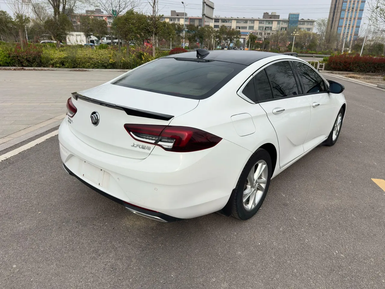Buick 2020 Regal 1.5T 552T Elite Automatic Gear 4