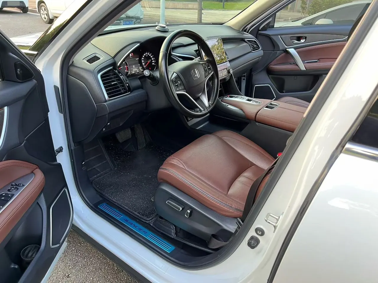 Honda 2020 Crown Road 2.0T 370TURBO Four-wheel Drive Premium Edition Automatic Gear 3