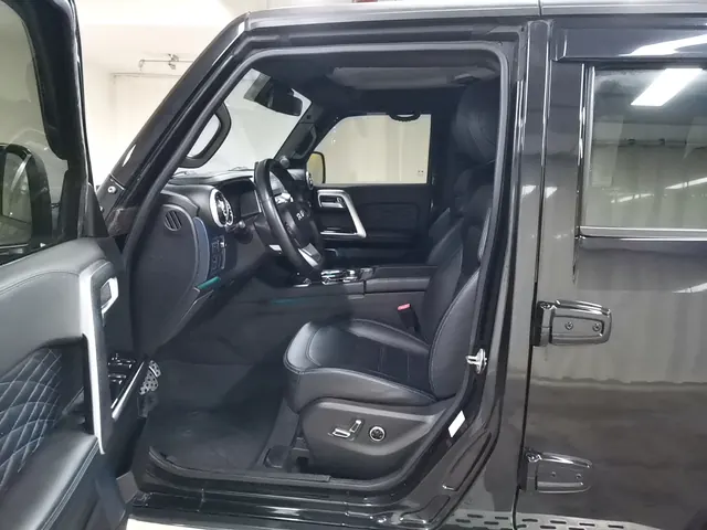 Beijing 2020 BJ40 2.0T 4-wheel drive city hunter version chivalrous automatic gear 9