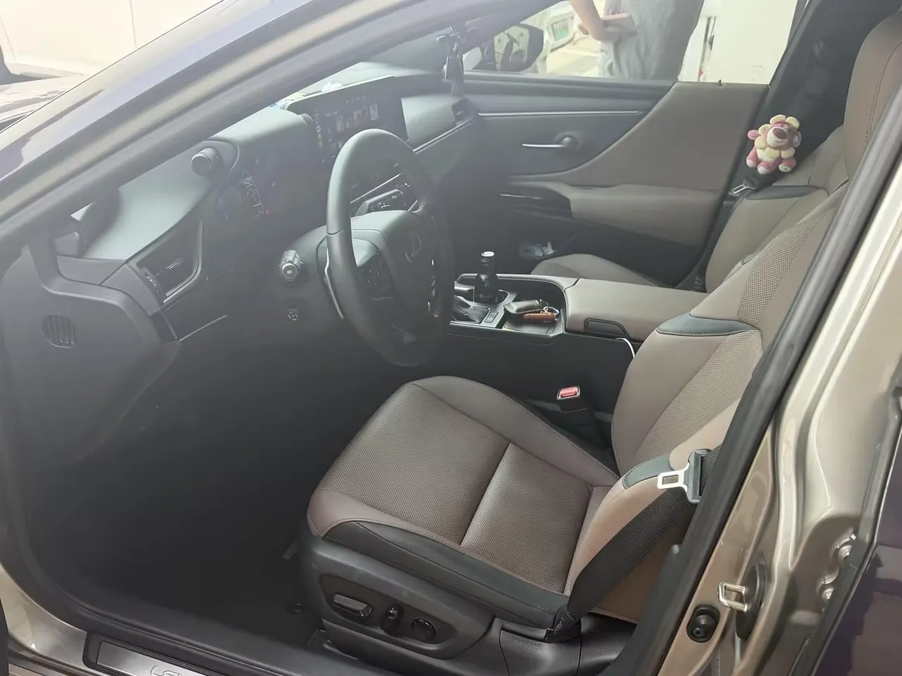 Lexus ES (Imported) 2024 ES200 2.0 Stepless Edition Automatic Gear 6