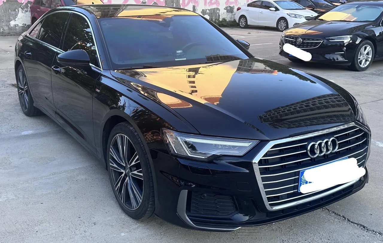 Audi 2021 A6L 2.0TFSI 40TFSI Deluxe Dynamic Automatic 2