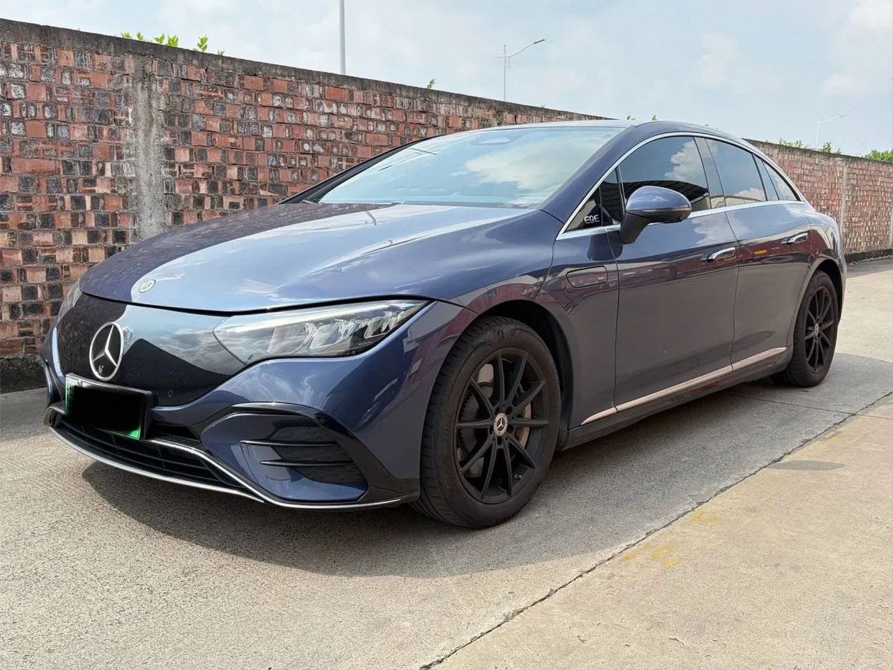 Открыть галерею: Mercedes Benz 2022 EQE 350 EQE 350 Pioneer Edition Automatic