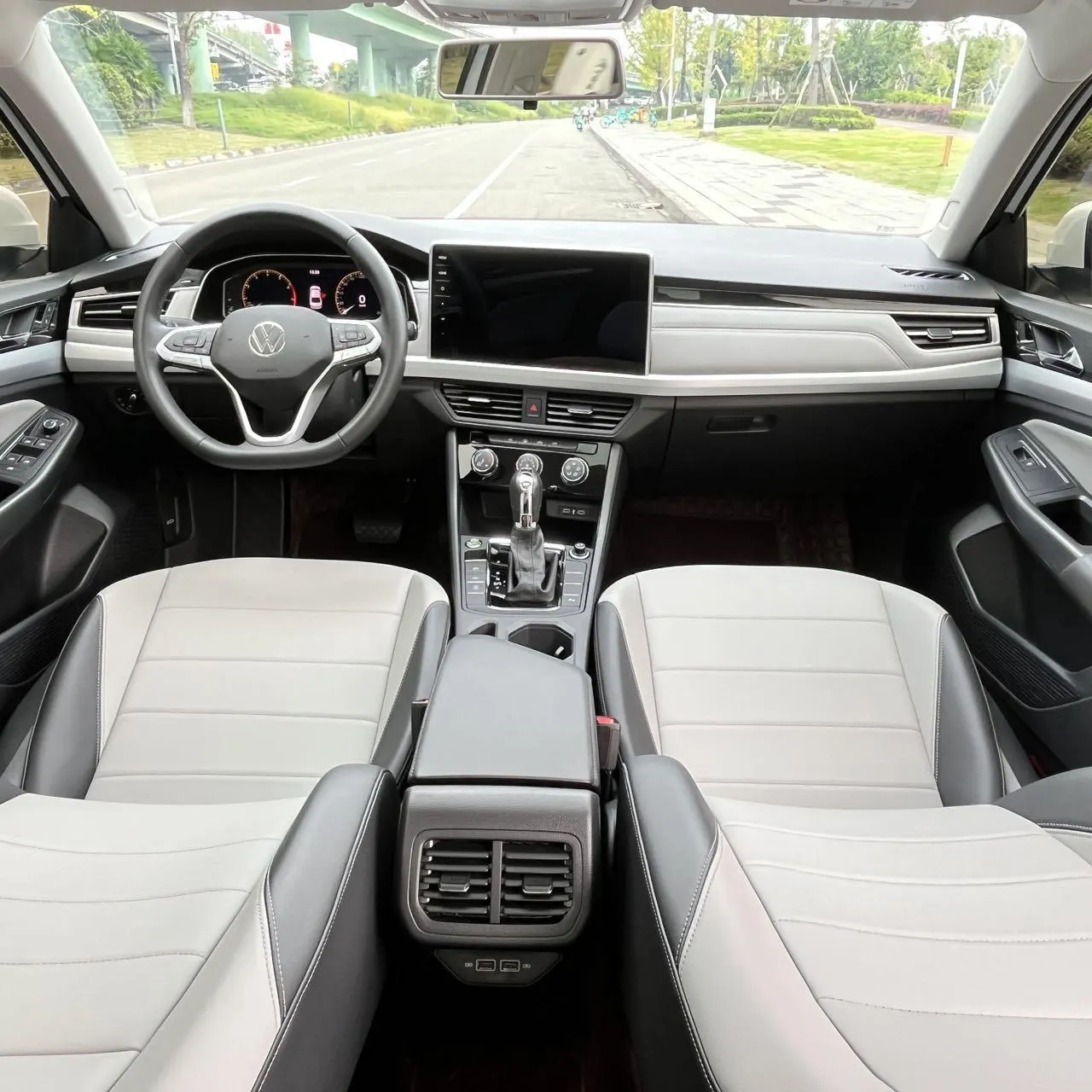 Volkswagen 2023 Bora 1.2TSI 200TSI Yuexing PRO Edition Automatic Gear 4