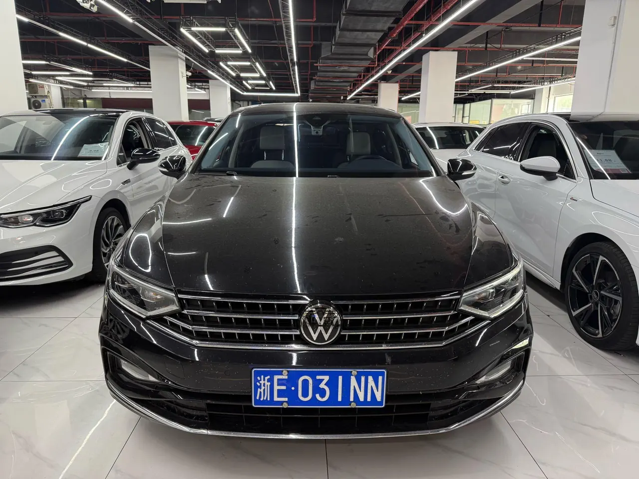 Volkswagen 2024 Magotan 2.0TSI 330TSI 2 million luxury automatic gear 2