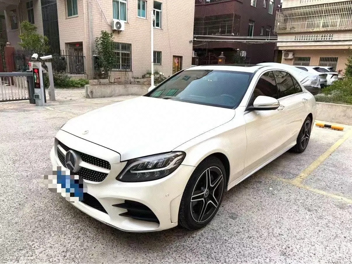 Open image lightbox: Mercedes Benz Class C 2020 C 200 L 1.5T Fashion Sports Edition Automatic Gear