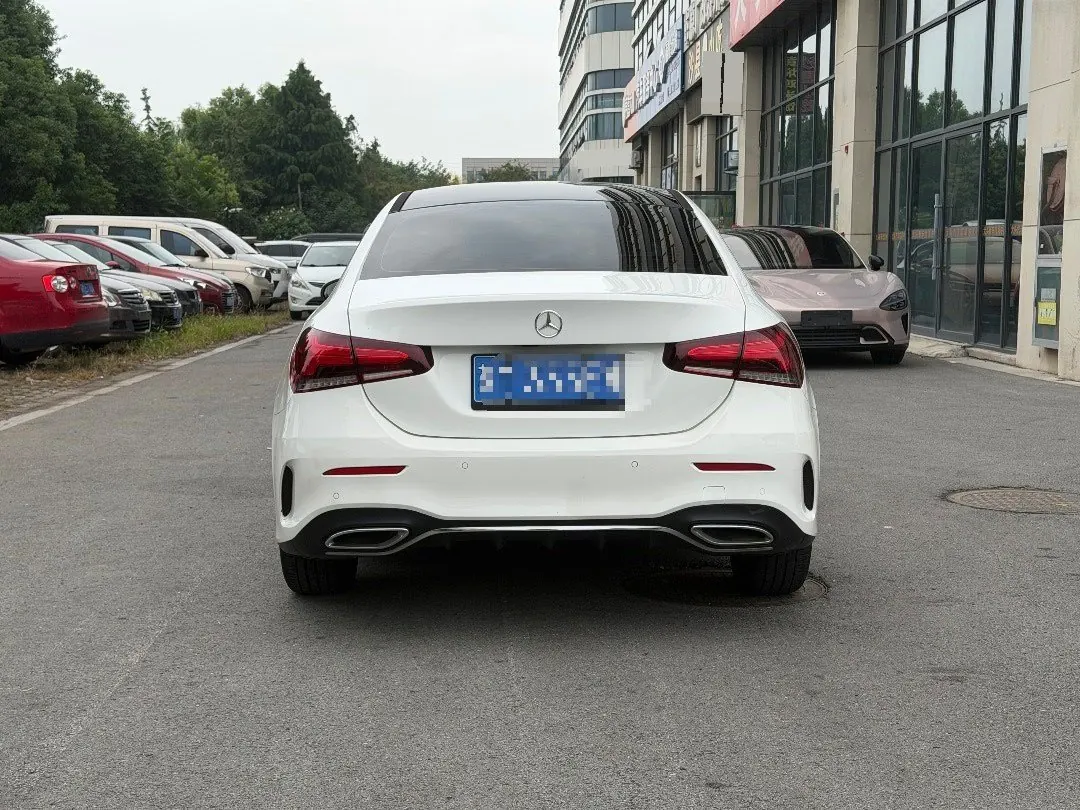 Mercedes Benz Class A 2021 A 200 L 1.3T Fashion Automatic Gear 5