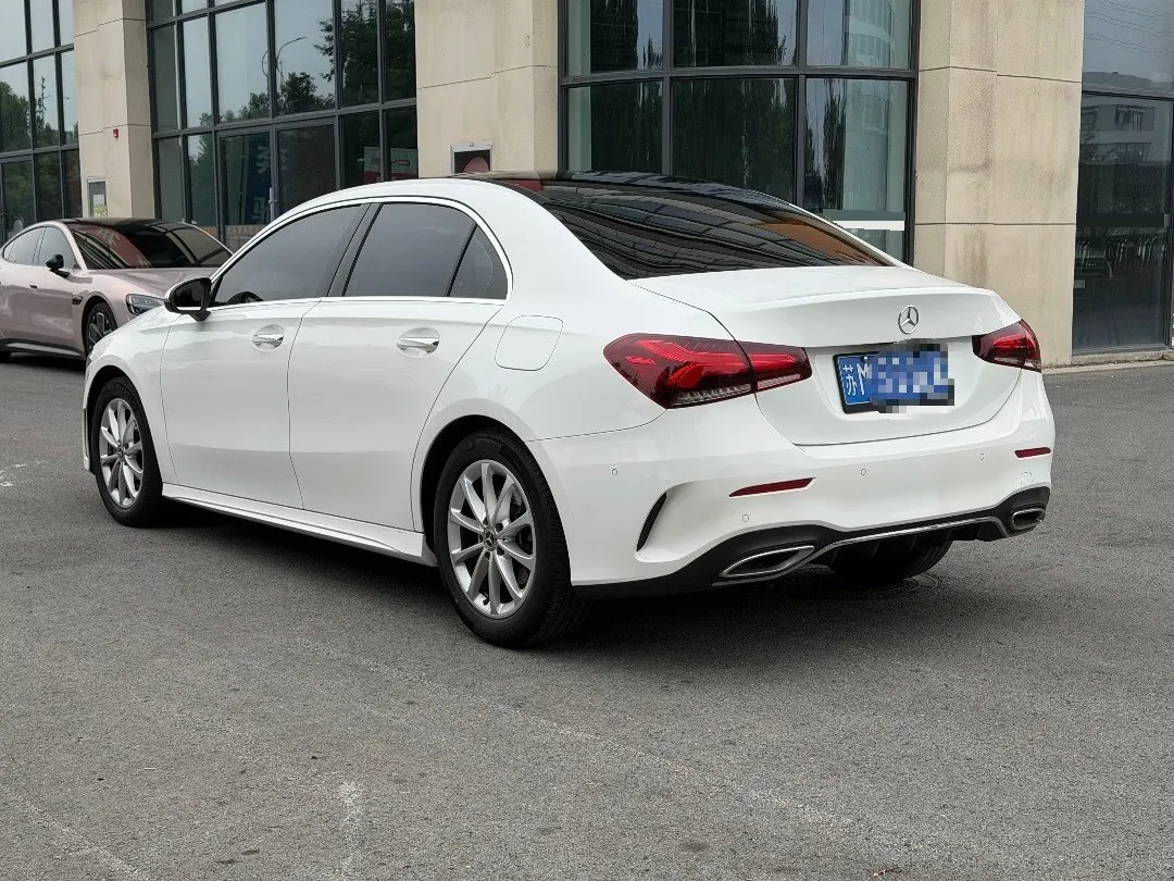 Mercedes Benz Class A 2021 A 200 L 1.3T Fashion Automatic Gear 6