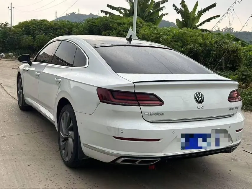 Volkswagen 2021 CC 2.0TSI 380TSI eye-catching automatic gear 6