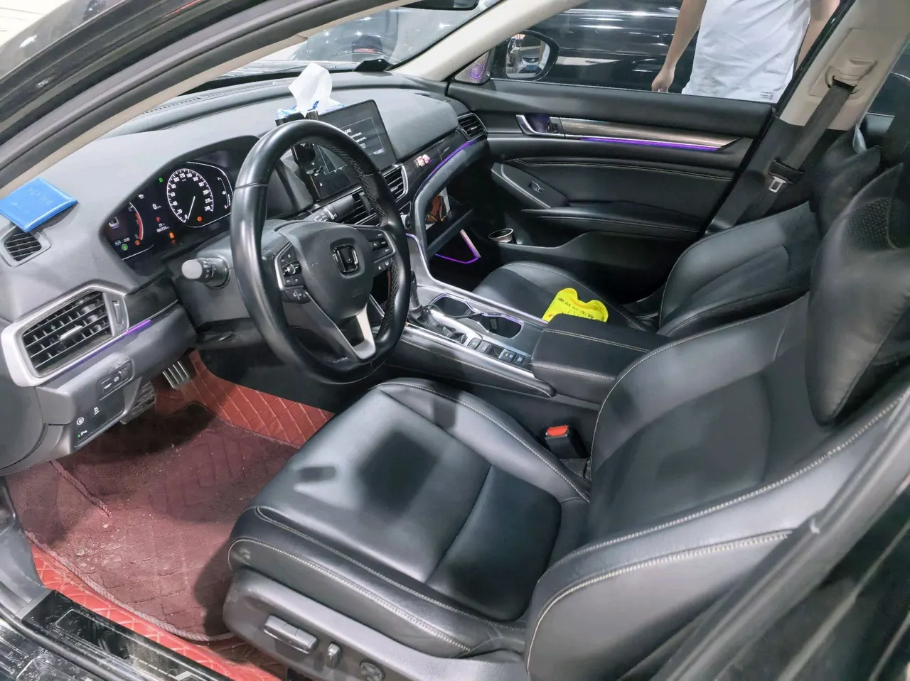 Honda 2022 10th Generation Accord 1.5T Stepless 260TURBO Magic Night Premium Edition Automatic Gear 3