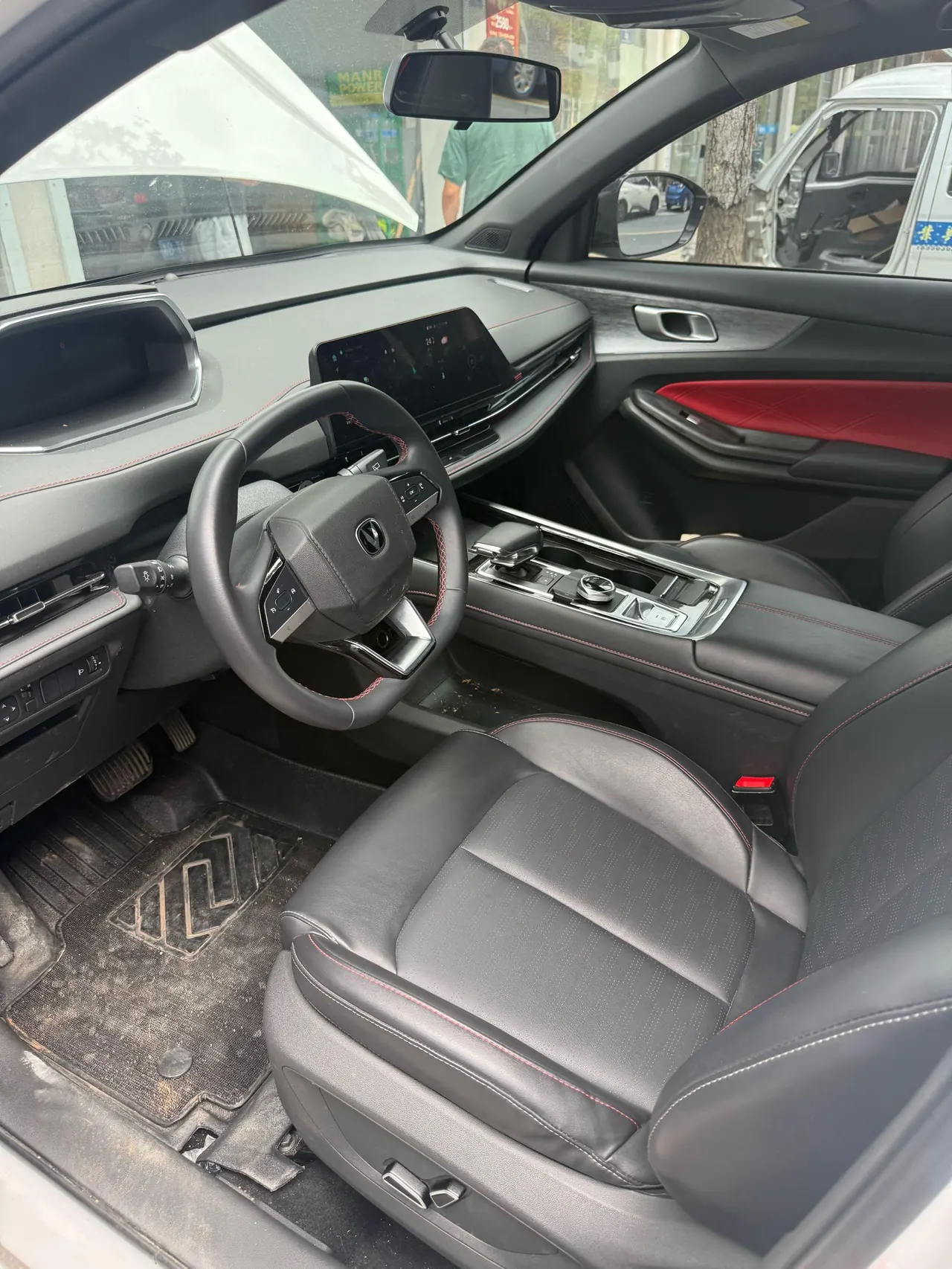 ChangAn 2023 CS55 PLUS 1.5T Light Year Edition Automatic Gear 3