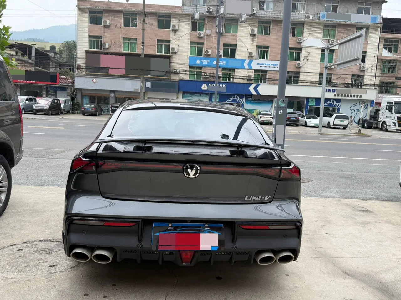 ChangAn 2023 UNI-V 1.5T Sports Edition Automatic 9
