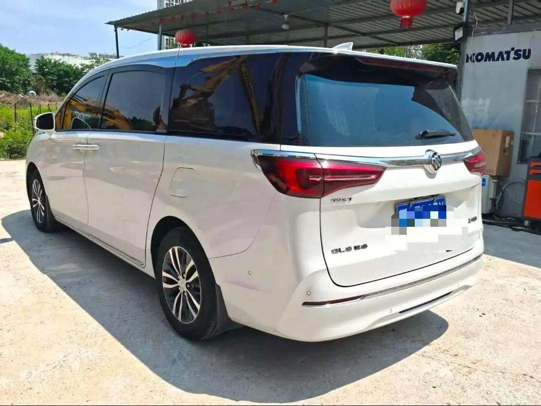 Buick 2023 GL8 ES Lu Zun 48V 2.0T 653T Exclusive Automatic Gear 5