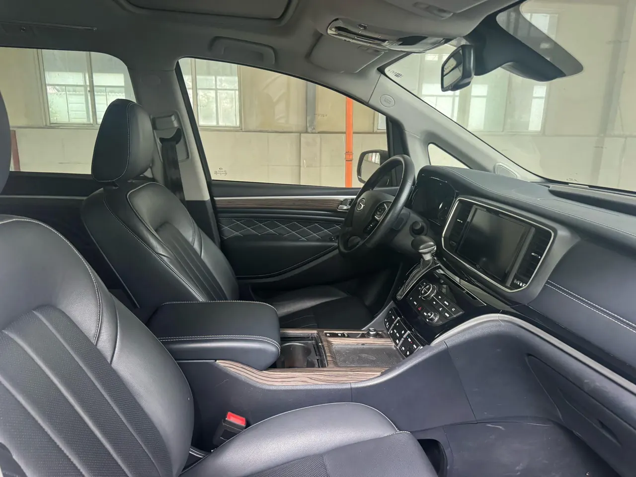Chuanqi 2020 GM8 2.0T 390T Premium Edition Automatic Gear 6