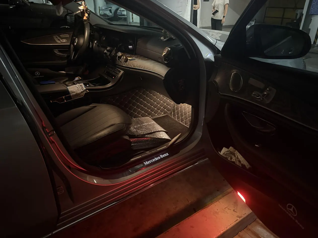 Mercedes Benz E Class 2021 E 300 L 2.0T Luxury (Modified) Automatic Gear 3