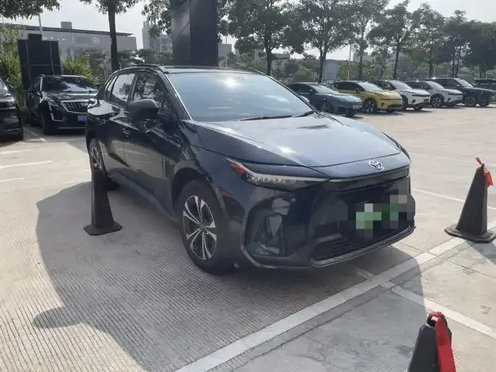 Toyota 2022 bZ4X four-wheel drive high-performance PRO version of automatic gear 5