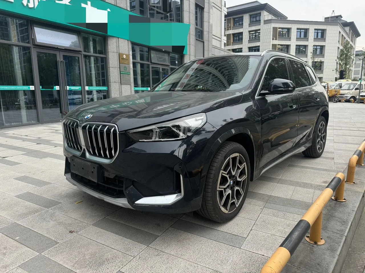 Open image lightbox: BMW 2025 X1 sDrive25Li 2.0T M sports suit automatic gear