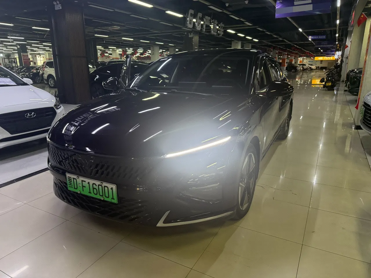 Открыть галерею: WuLing 2023 Starlight 1.5 150 Advanced Edition Automatic Gear