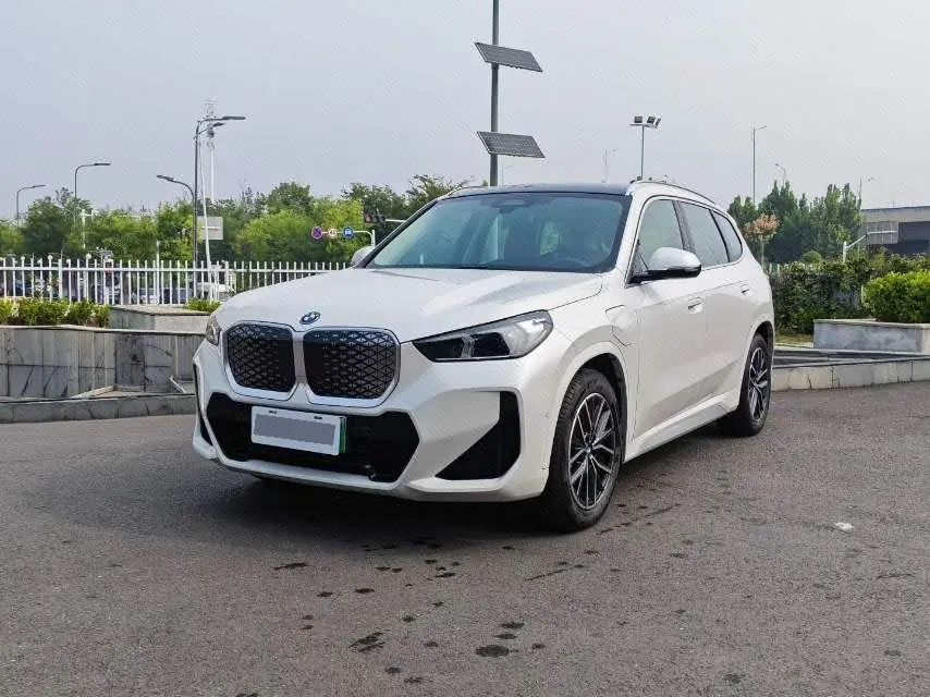 BMW 2026 iX1 eDrive25L eDrive25L m sports suit automatic gear - View 1