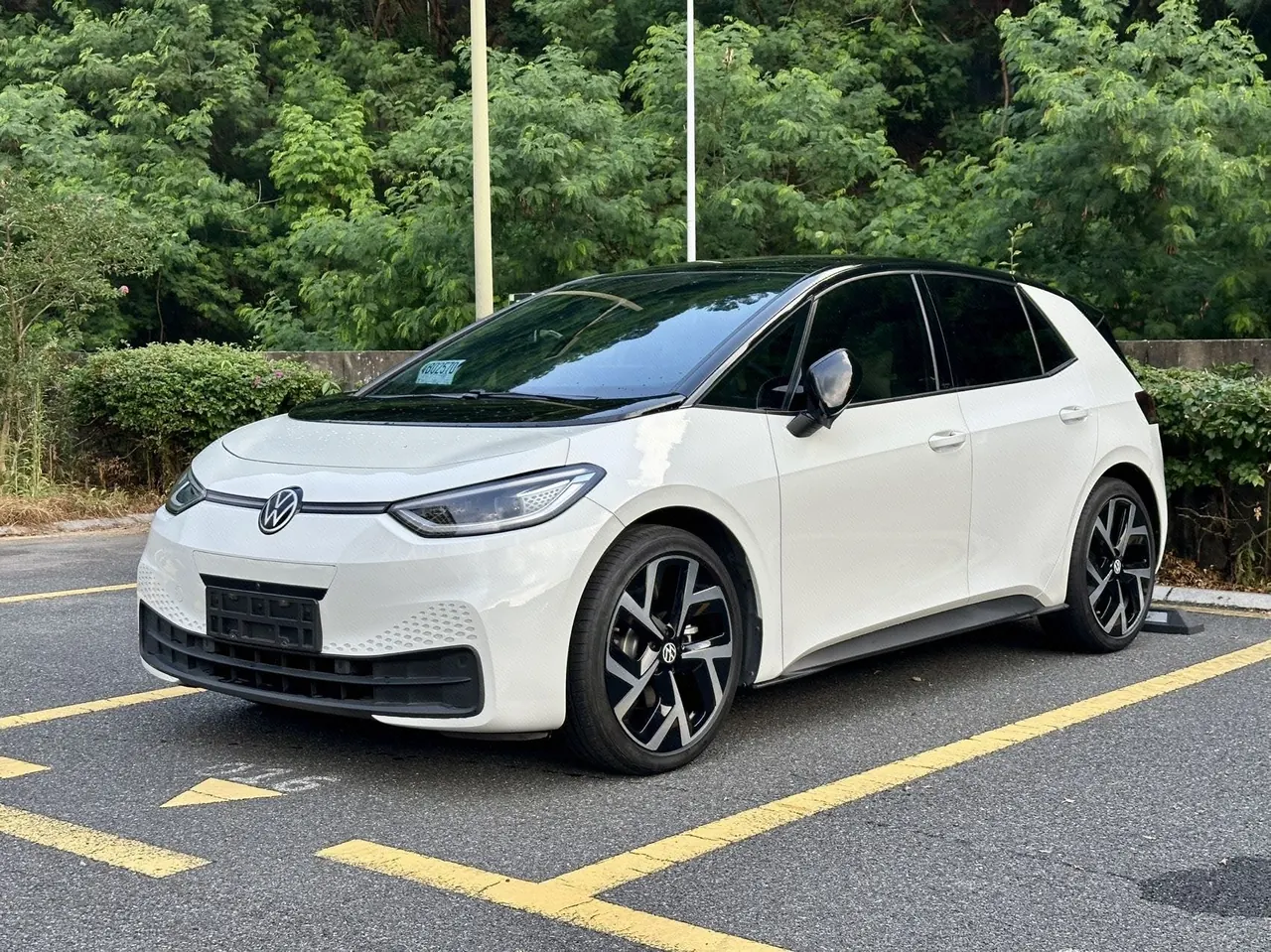 Open image lightbox: Volkswagen 2025 ID. 3 Smart Extremely Intelligent Automatic Gear