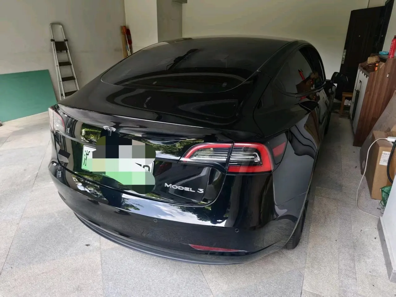 Tesla 2022 Model 3 rear-wheel drive version of automatic transmission 5