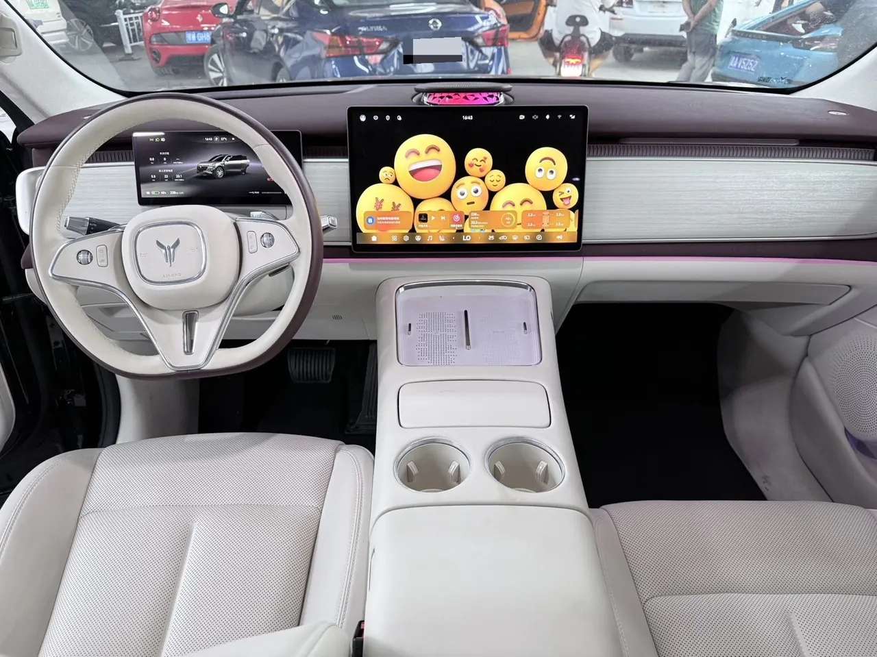 Voyah 2025 bosom friend four-wheel drive dry Kun version automatic gear 7
