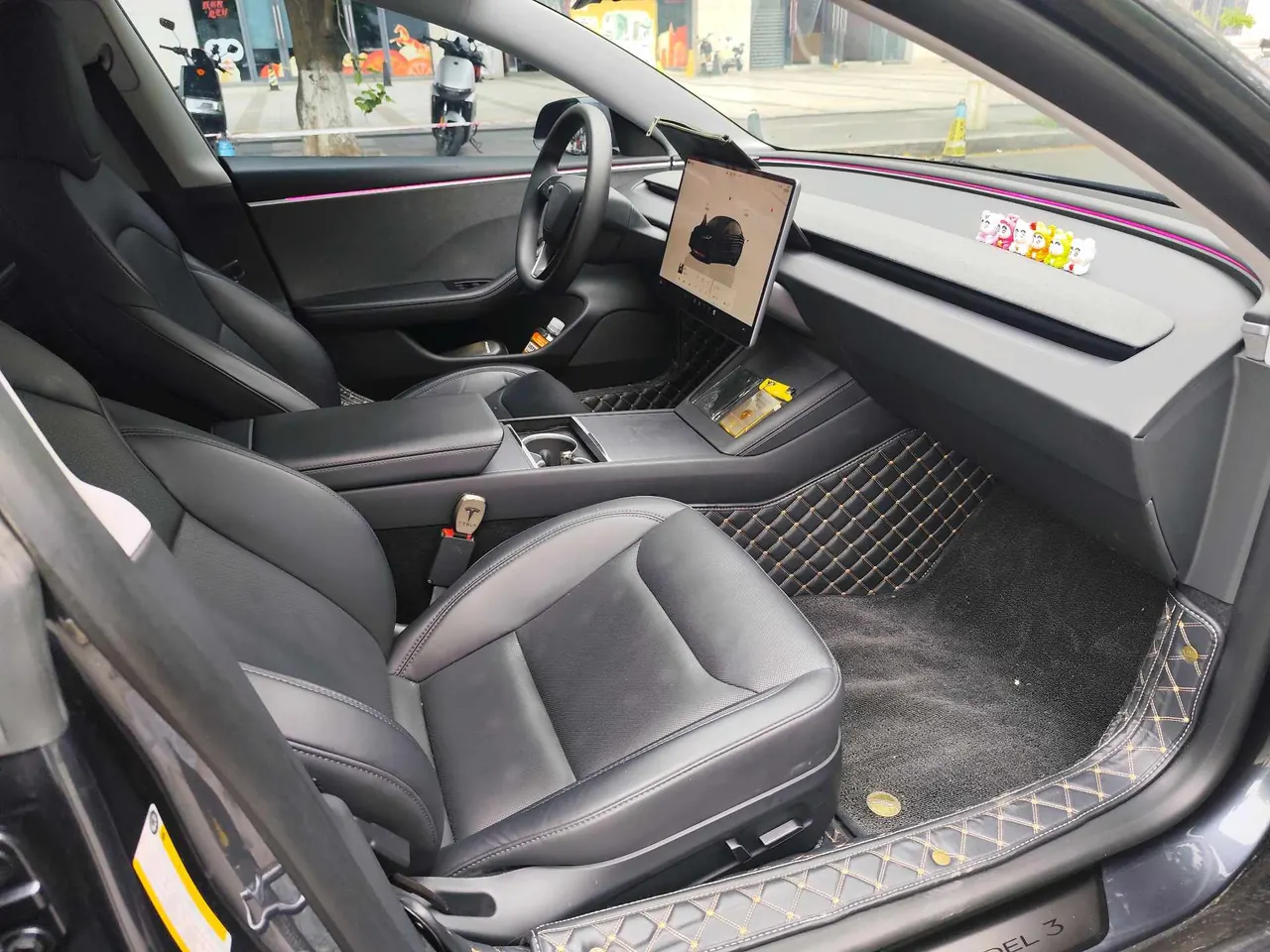 Tesla 2023 Model 3 Rejuvenation Edition Rear Wheel Drive Automatic Transmission 7