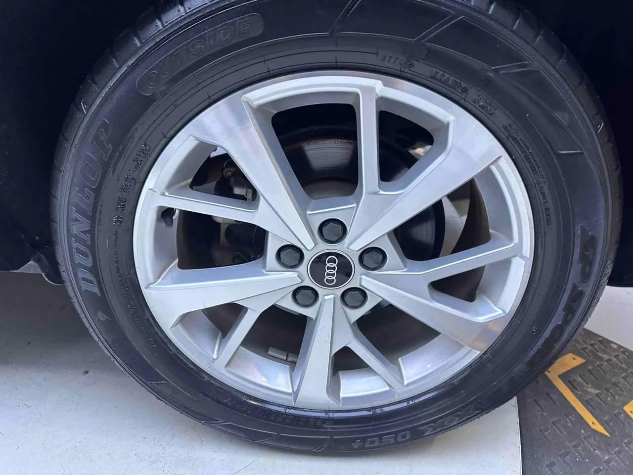 Audi 2020 Q3 Sportback 1.4TFSI 35TFSI aggressive automatic gear 9