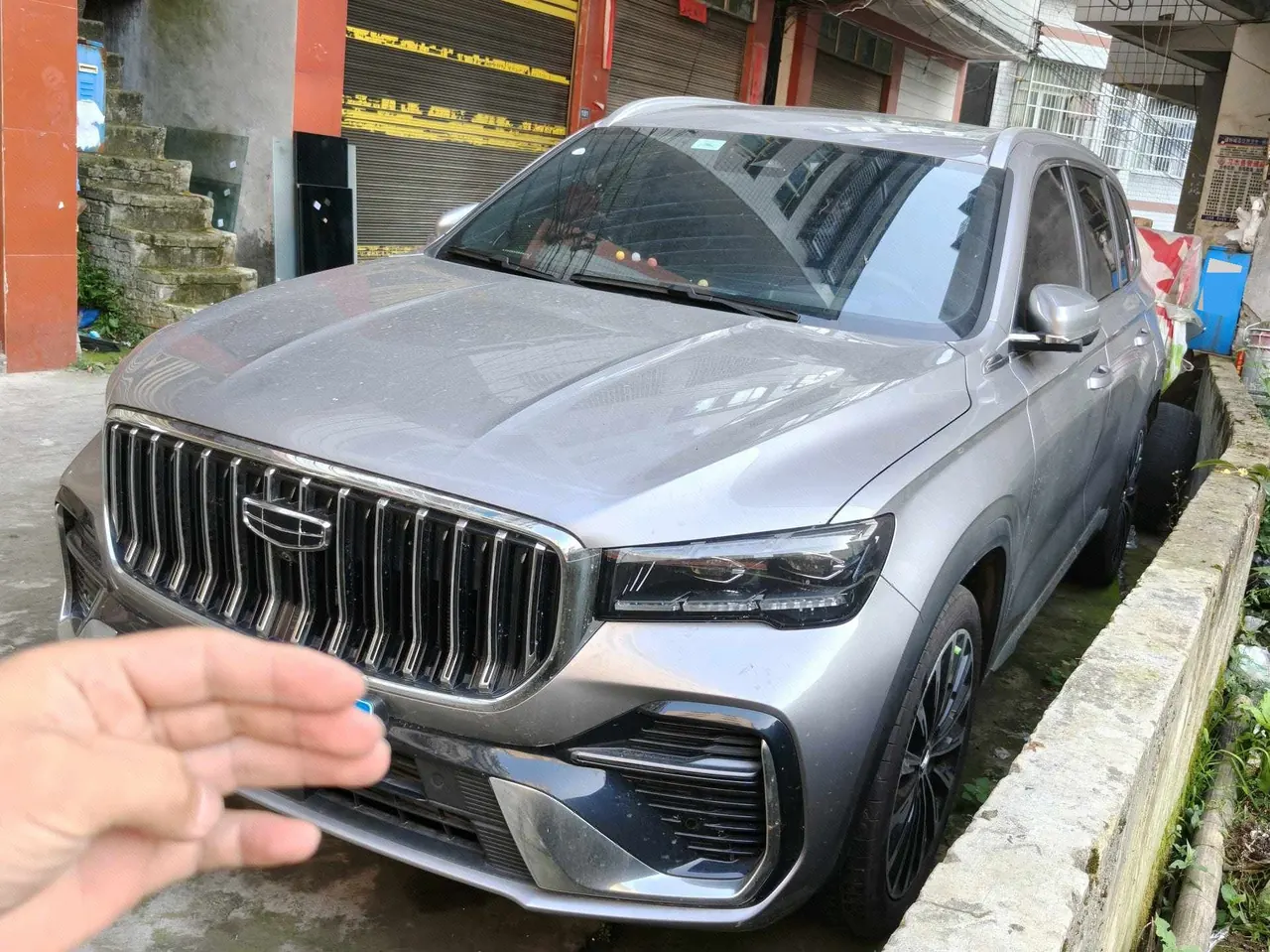 Открыть галерею: Geely 2026 XingyueL (Monjaro) 2.0TD Oriental Obsidian Edition Automatic Gear