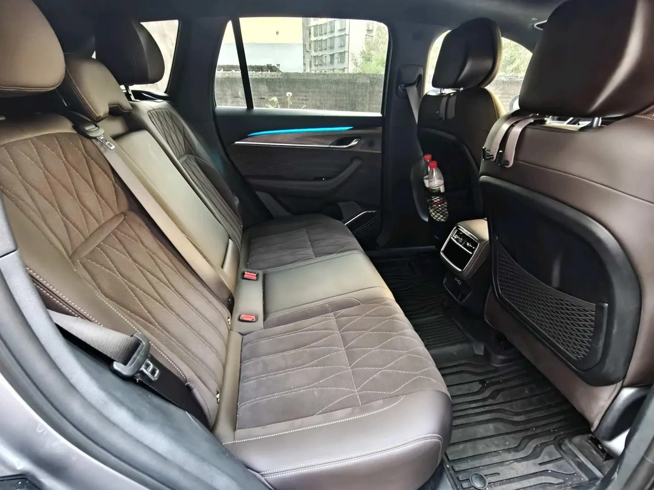Geely 2026 XingyueL (Monjaro) 2.0TD Oriental Obsidian Edition Automatic Gear 4