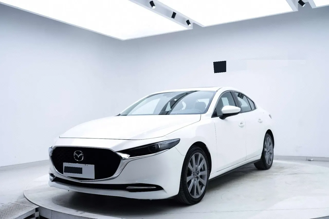 Открыть галерею: Mazda 3 Oncorsela 2021 Mazda 3 Oncorsela-sedan 2.0 elegant automatic gear