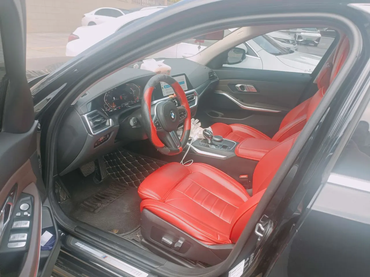 BMW 3 Series 2022 325i 2.0T M Sports Suit (Modified) Automatic Gear 4
