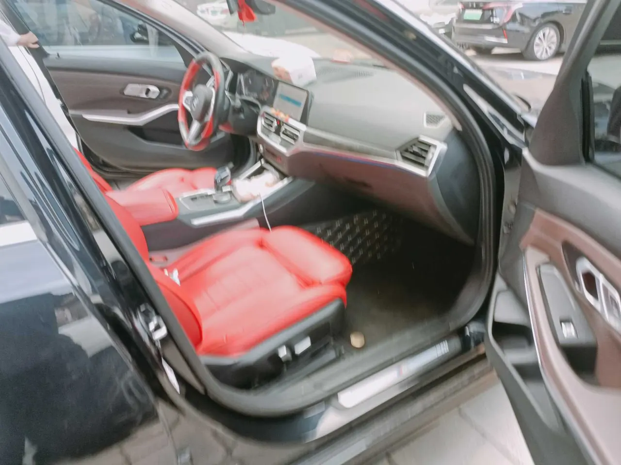 BMW 3 Series 2022 325i 2.0T M Sports Suit (Modified) Automatic Gear 6
