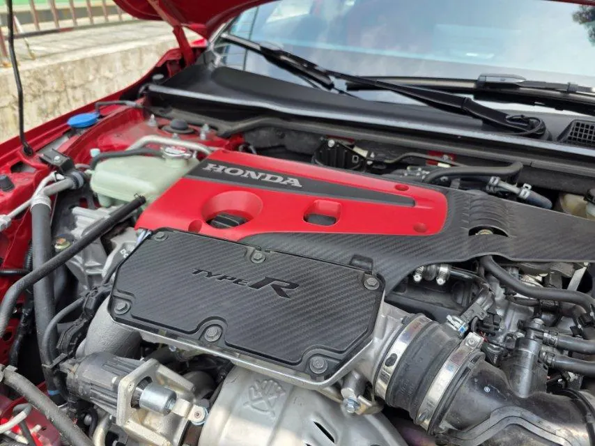 Honda Civic (Imported) 2023 Model Civic Type R 2.0T 420TURBO Manual Transmission 12