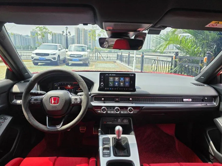 Honda Civic (Imported) 2023 Model Civic Type R 2.0T 420TURBO Manual Transmission 8