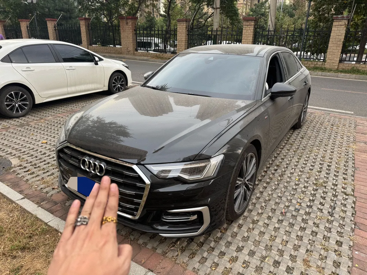 Open image lightbox: Audi 2025 A6L 2.0TFSI 45TFSI Quattro Selected Dynamic Automatic