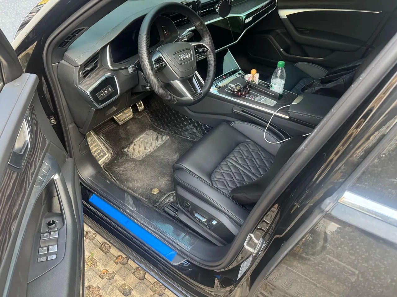Audi 2025 A6L 2.0TFSI 45TFSI Quattro Selected Dynamic Automatic 4
