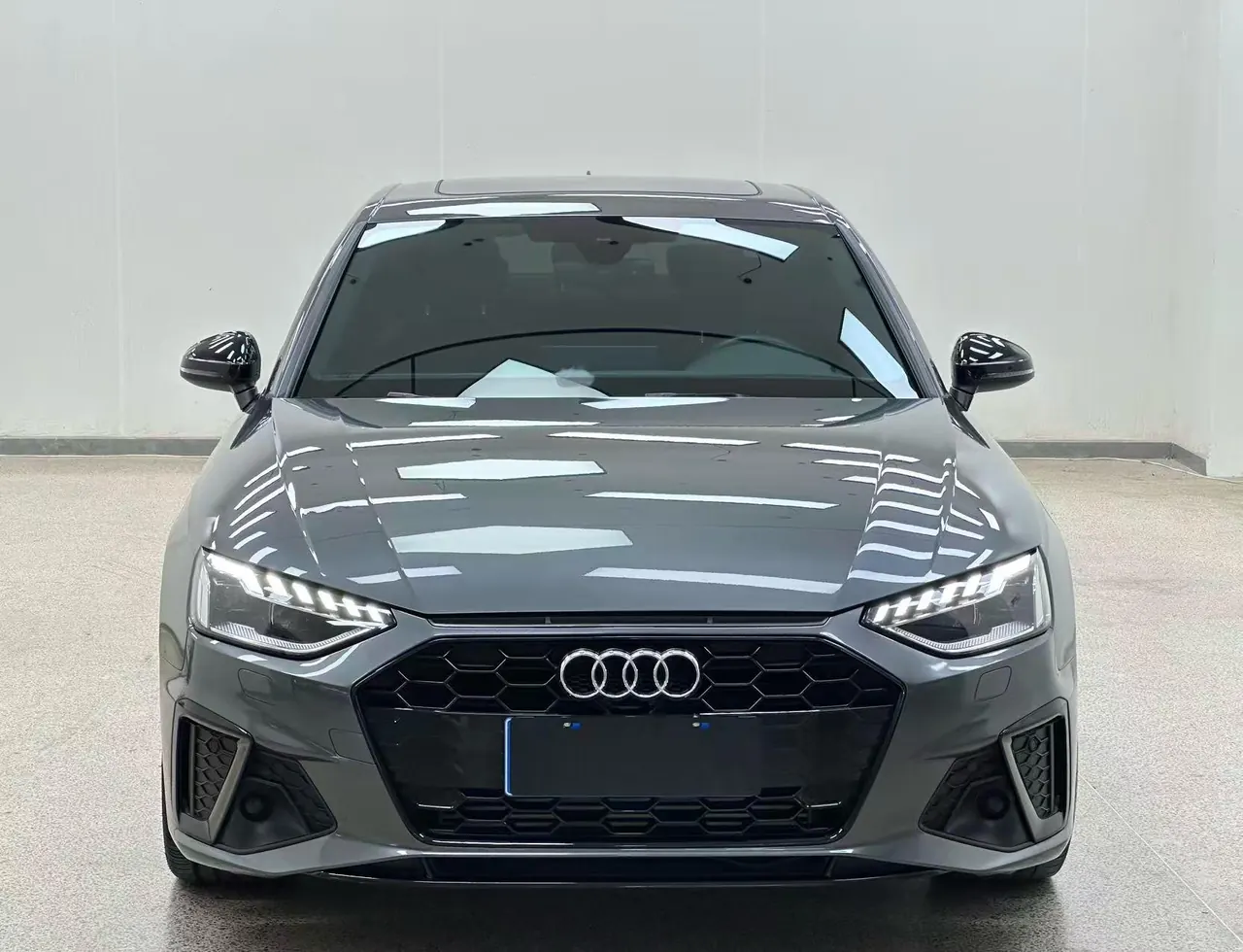 Audi 2022 A4L 2.0TFSI 45TFSI Quattro Selected Dynamic Automatic 2