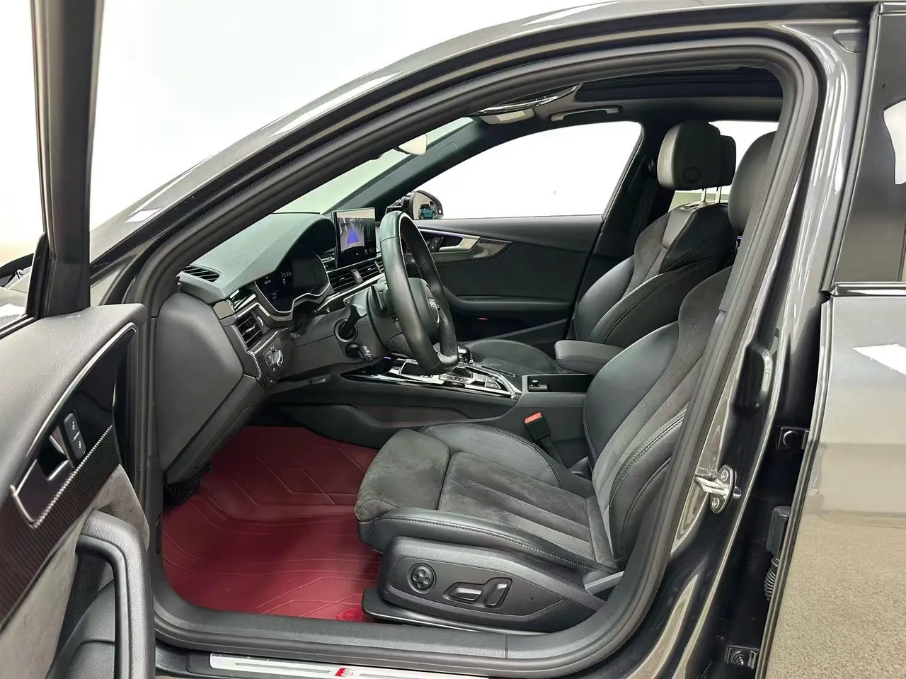 Audi 2022 A4L 2.0TFSI 45TFSI Quattro Selected Dynamic Automatic 7