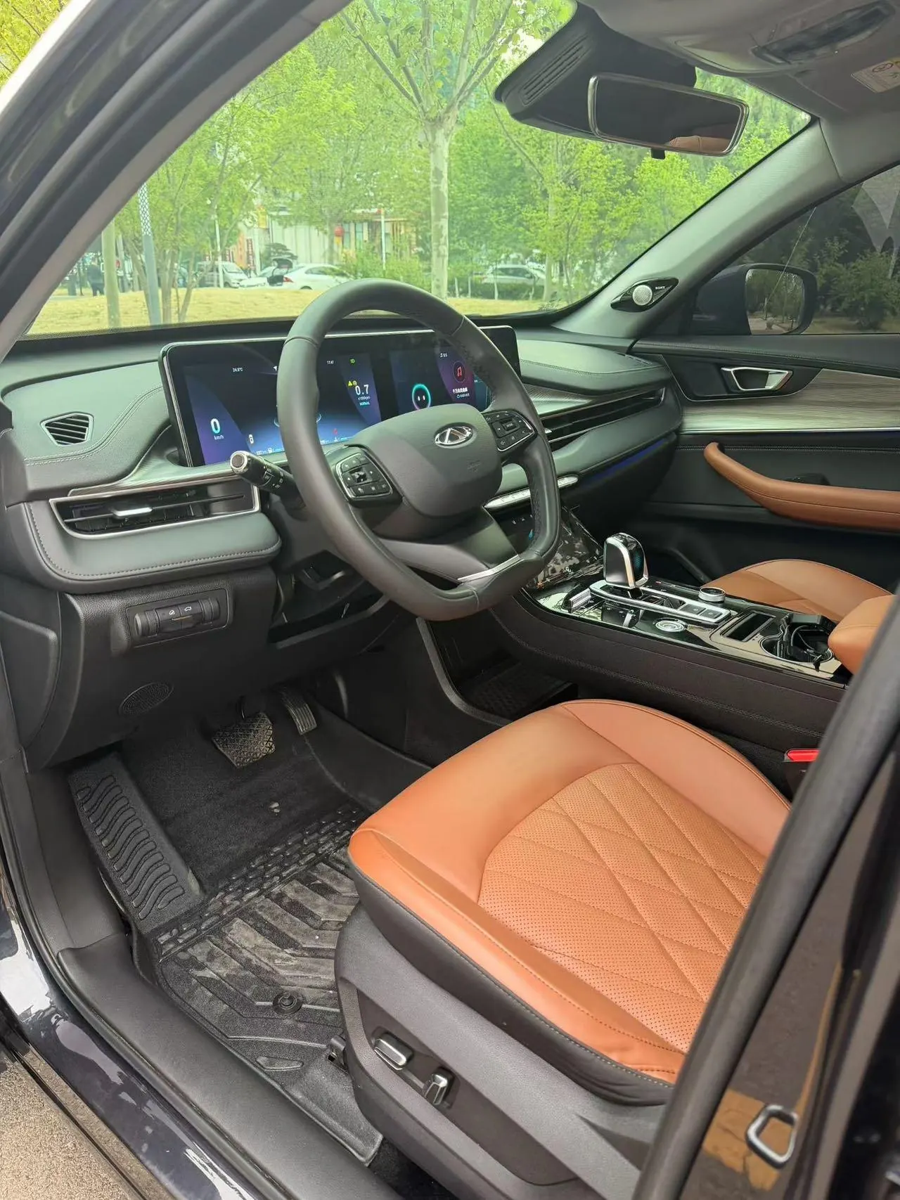 Chery 2022 Ruihu 8 PLUS 1.6TGDI 290TGDI Hero Edition Automatic Gear 3