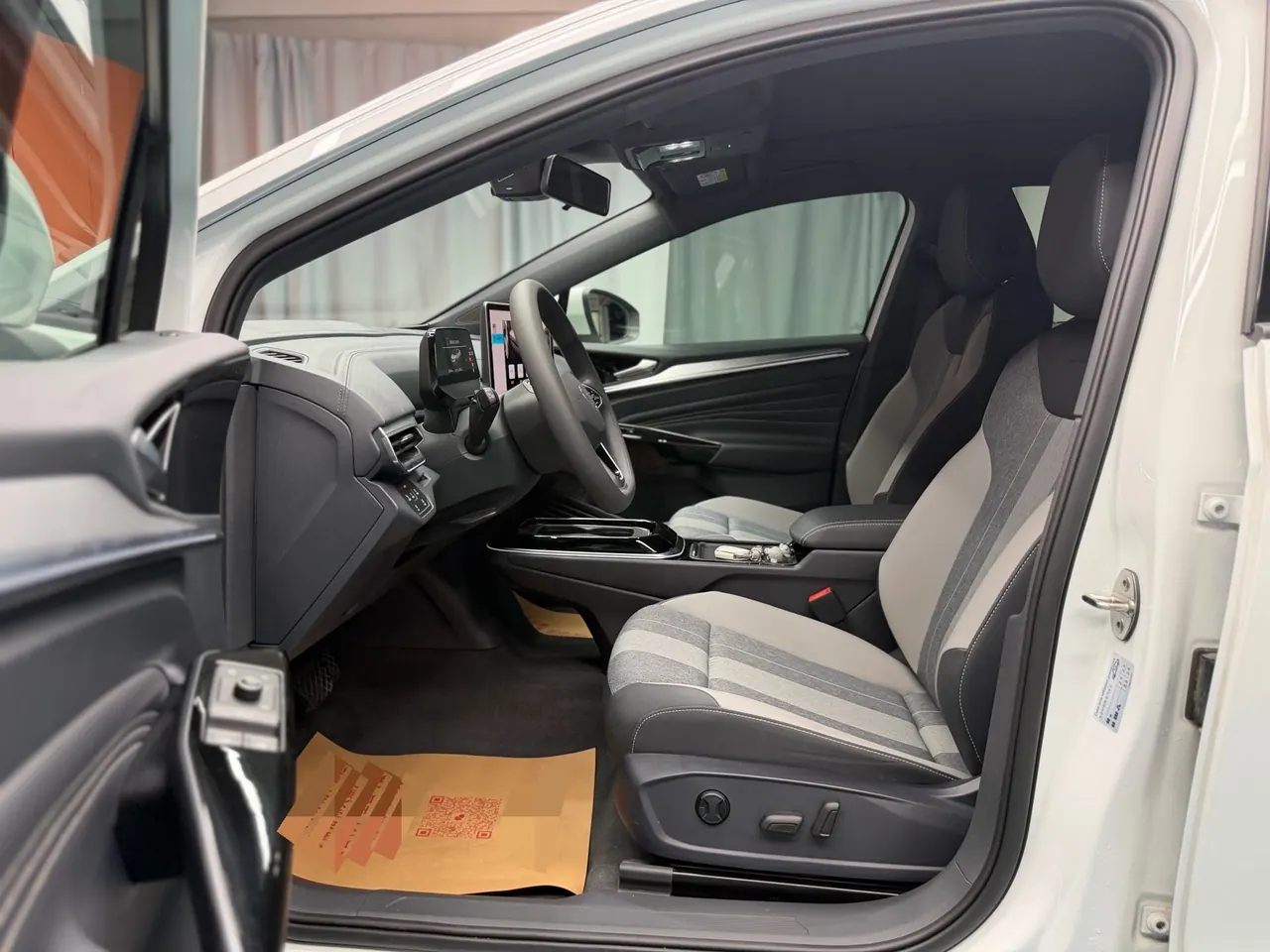 Volkswagen 2025 ID. 4 CROZZ Pure Edition Automatic Transmission 4