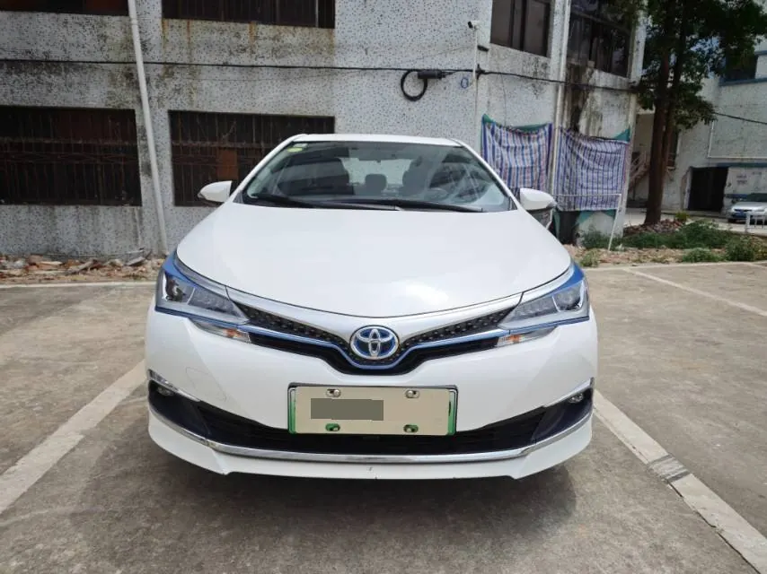 Toyota 2020 Corolla Double Engine E 1.8 Stepless Comfort Edition Automatic Gear 3