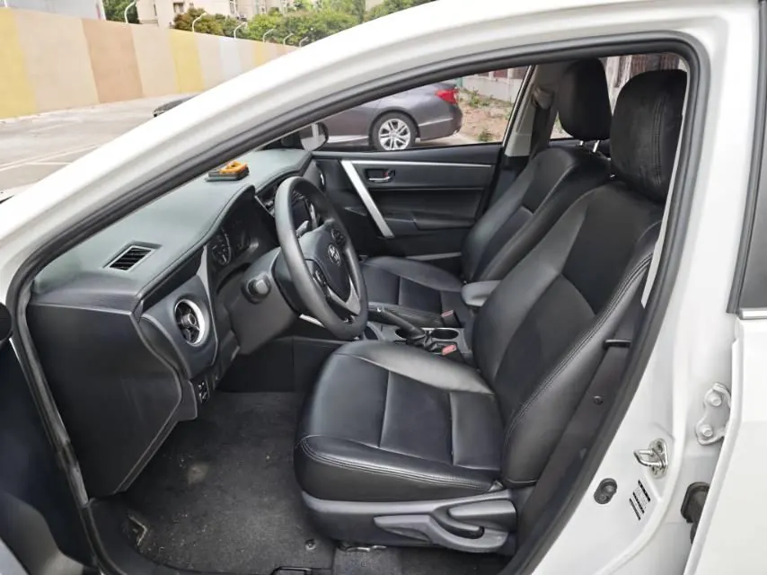 Toyota 2020 Corolla Double Engine E 1.8 Stepless Comfort Edition Automatic Gear 4