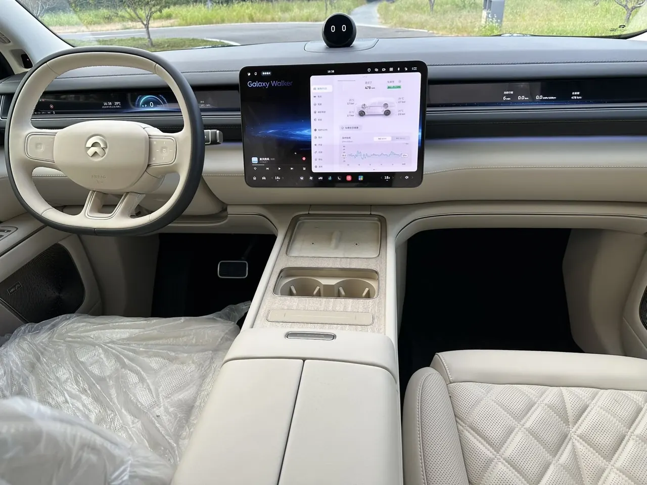 NIO 2026 ES8 6‑Seater Executive Signature Edition Automatic Transmission 11