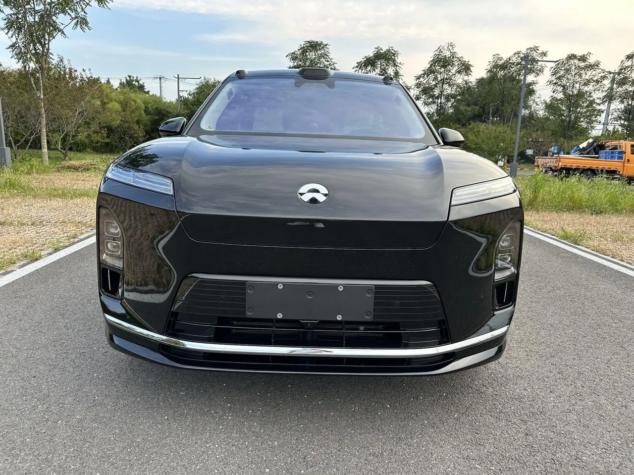 NIO 2026 ES8 6‑Seater Executive Signature Edition Automatic Transmission 2