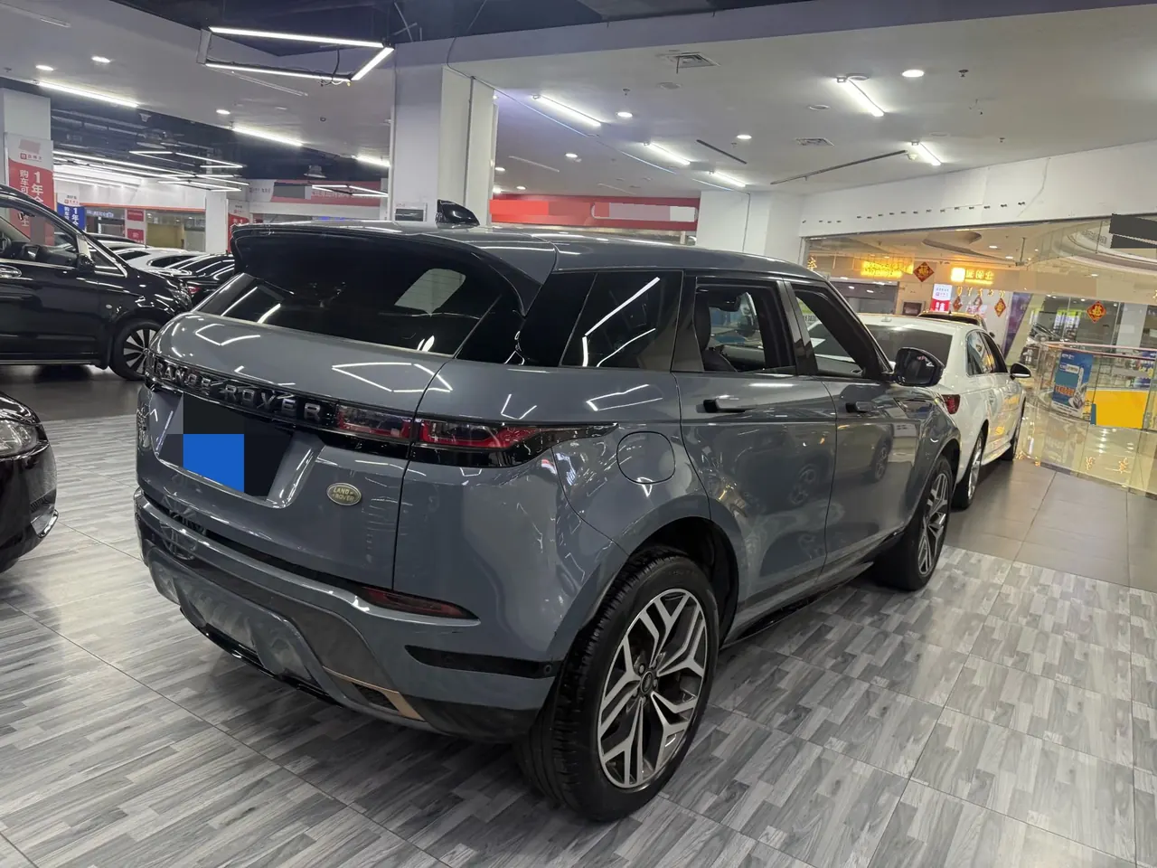 Land Rover 2021 evoque 48V 2.0T 249PS R-DYNAMIC s obsidian black sports version automatic gear 5
