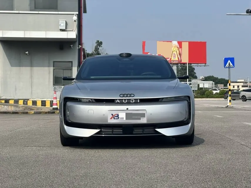 AUDI 2026 E5 Sportback Pioneer Plus Automatic 2