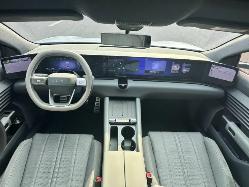 AUDI 2026 E5 Sportback Pioneer Plus Automatic 5