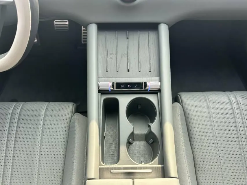 AUDI 2026 E5 Sportback Pioneer Plus Automatic 7